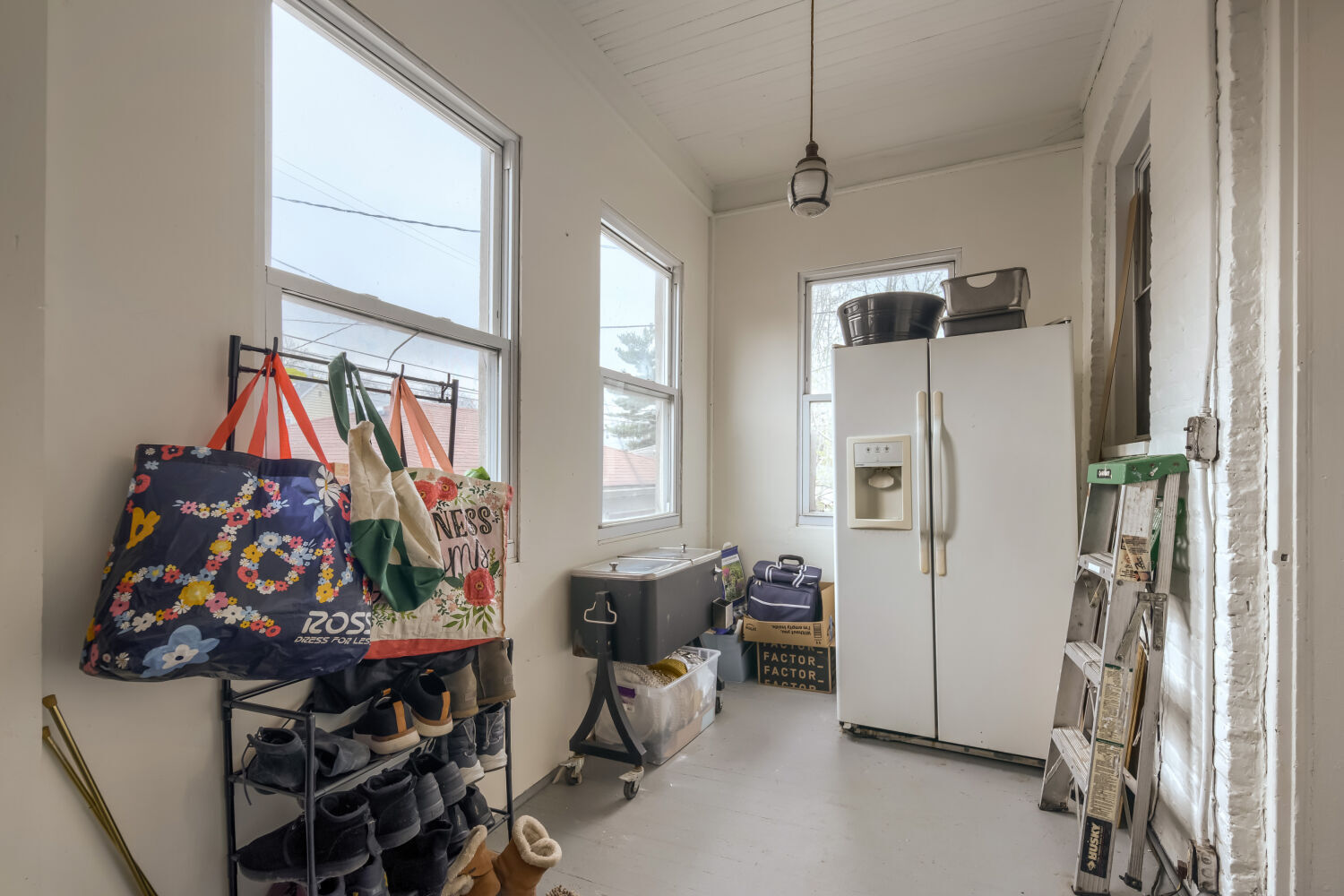 2231 N Lawndale Avenue, Chicago, IL 60647