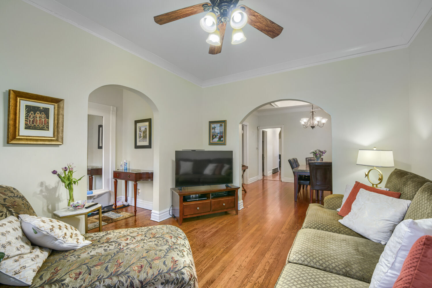 2231 N Lawndale Avenue, Chicago, IL 60647