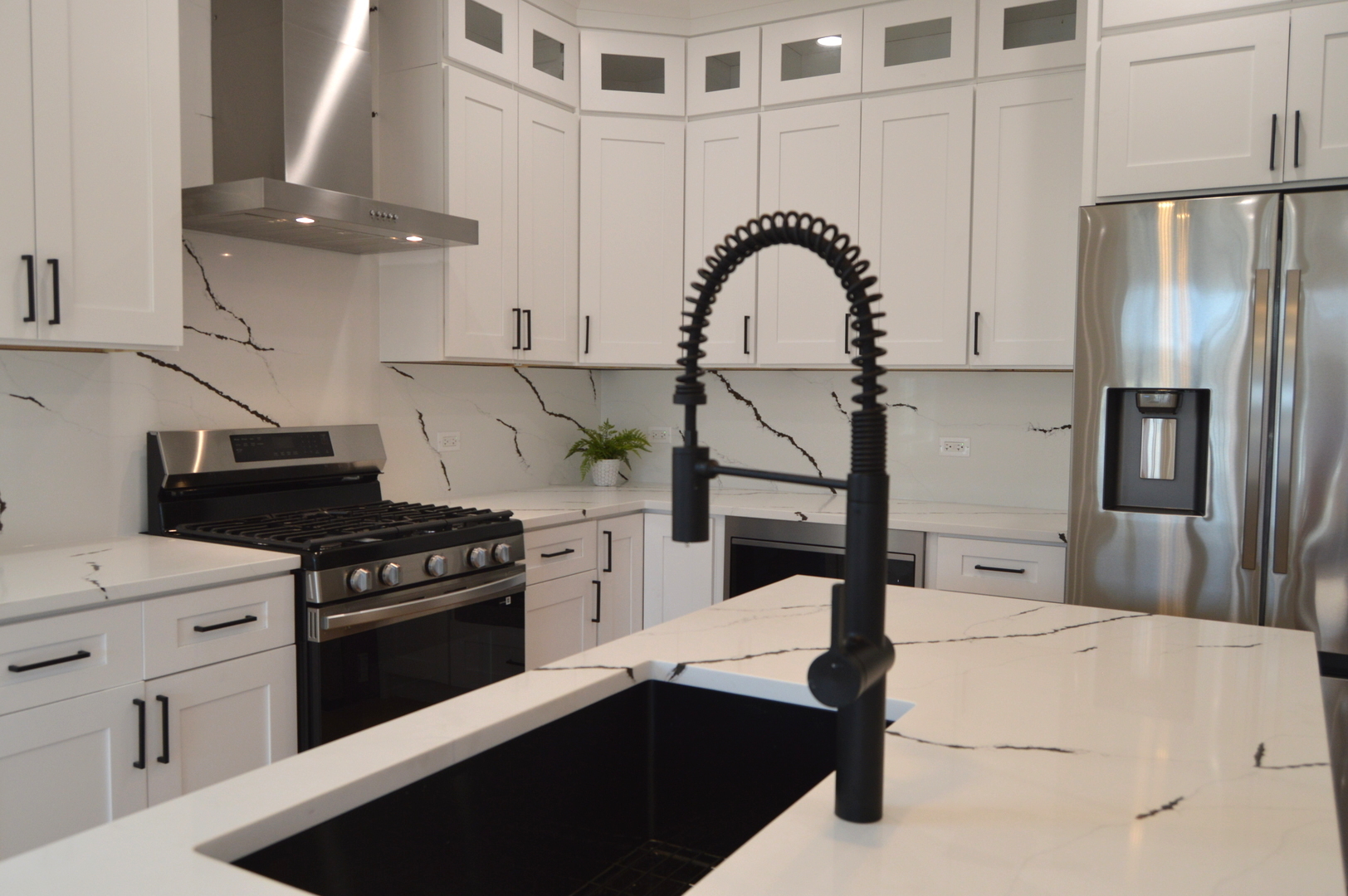 3755 N Odell Avenue, Chicago, IL 60634