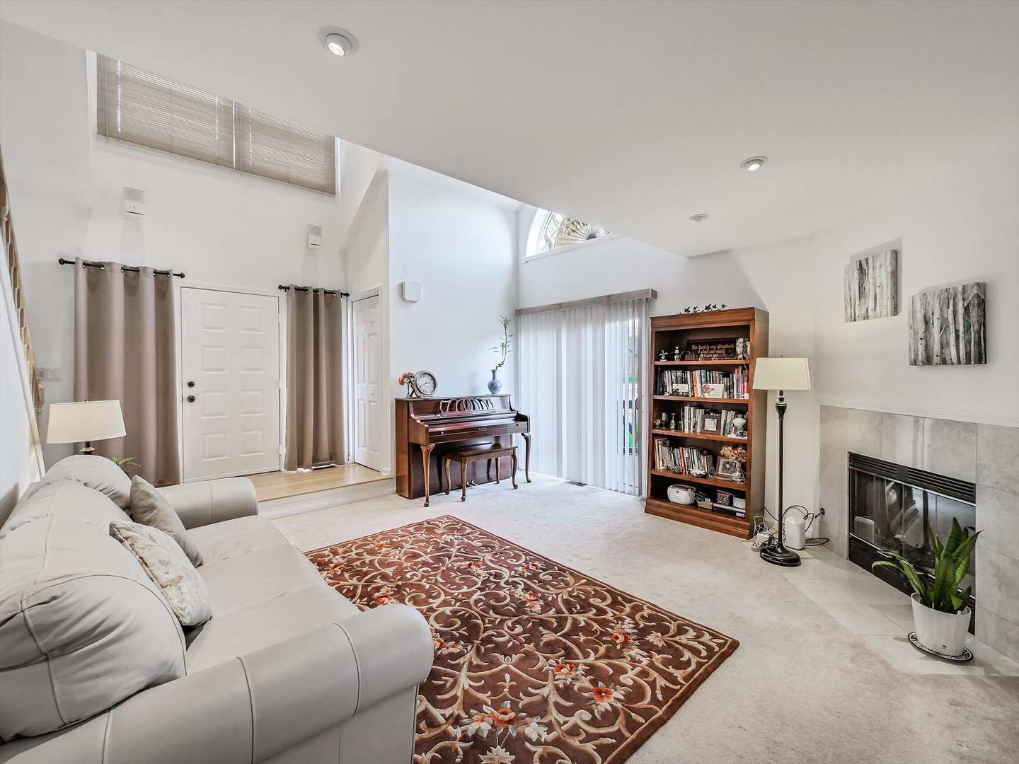 7945 Stewart Drive, Darien, IL 60561