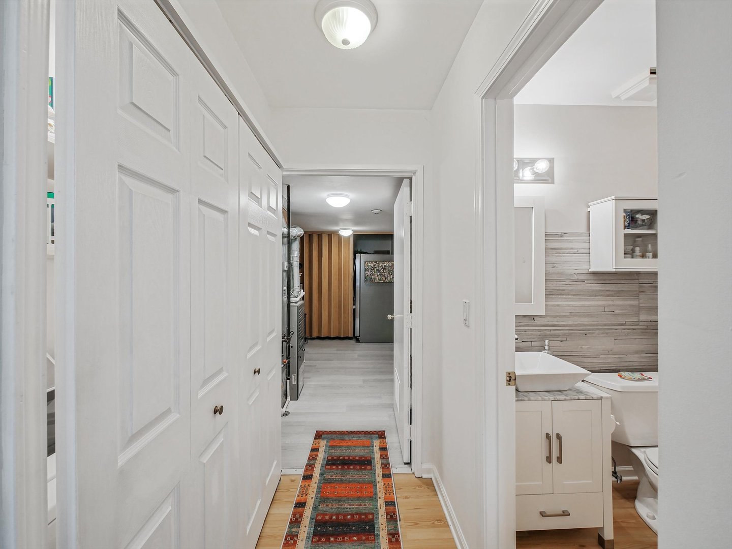 7945 Stewart Drive, Darien, IL 60561