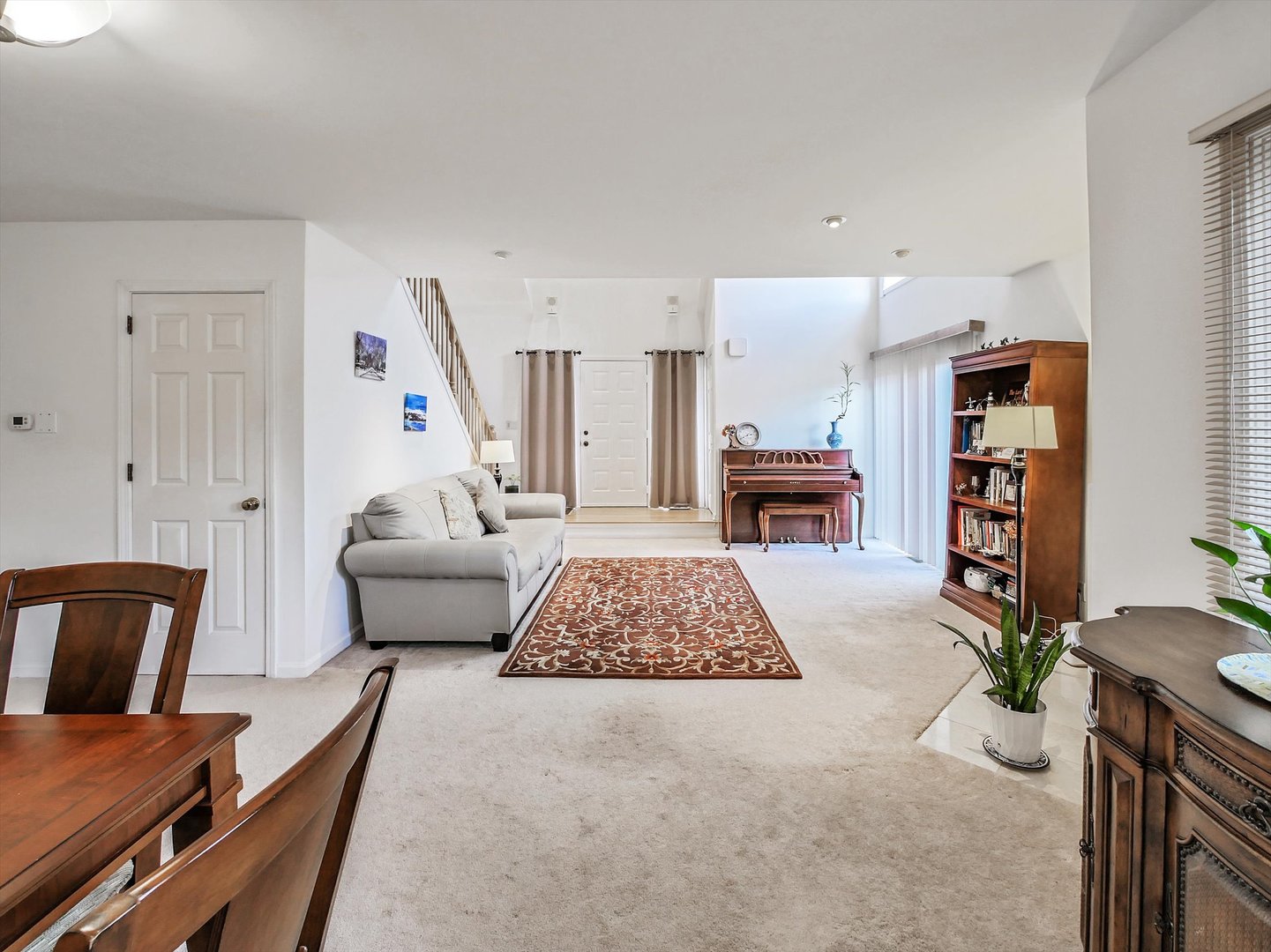 7945 Stewart Drive, Darien, IL 60561