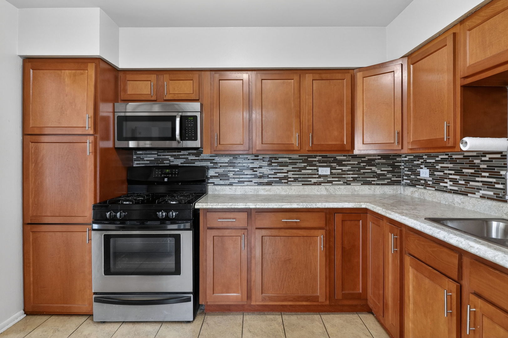 8305 Route 53 #A15, Woodridge, IL 60517