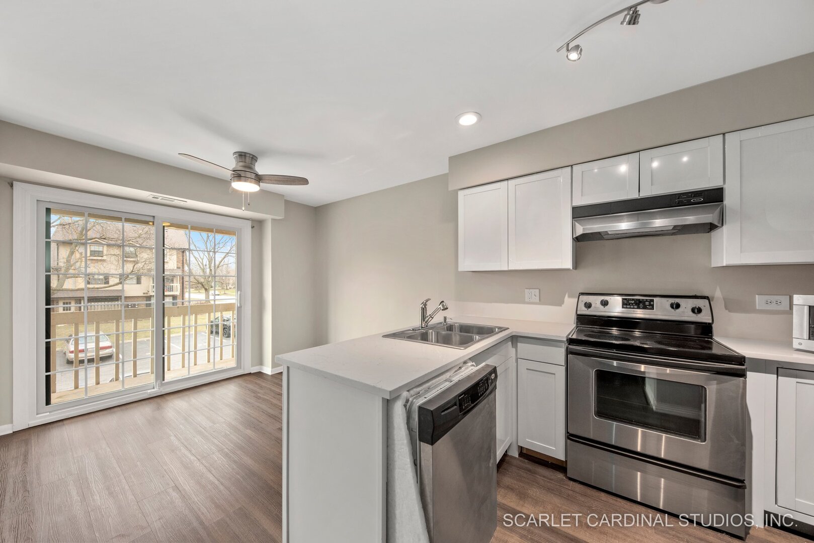 1482 W Jefferson Avenue #D, Naperville, IL 60540