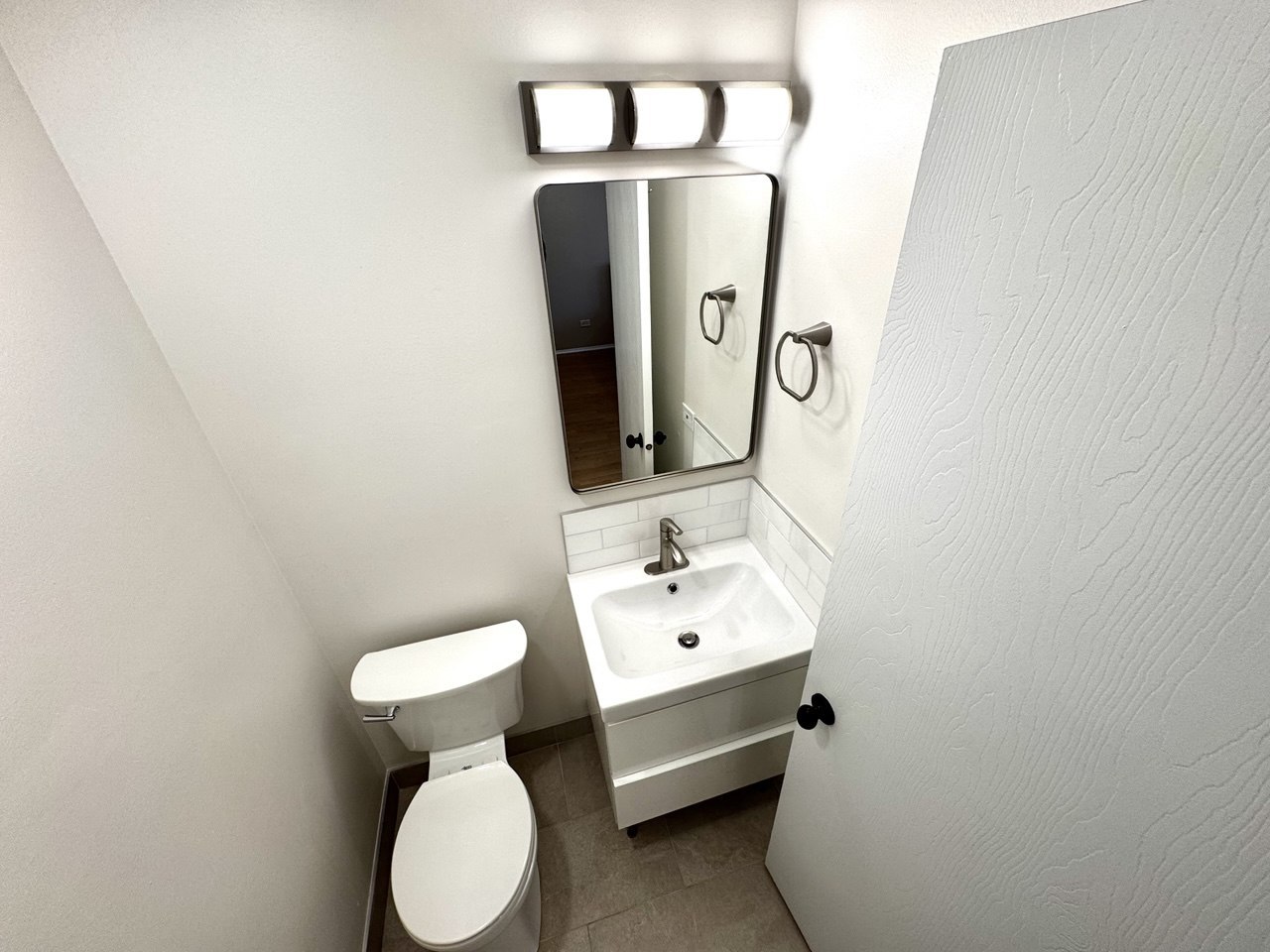 2215 Nichols Road #C, Arlington Heights, IL 60004