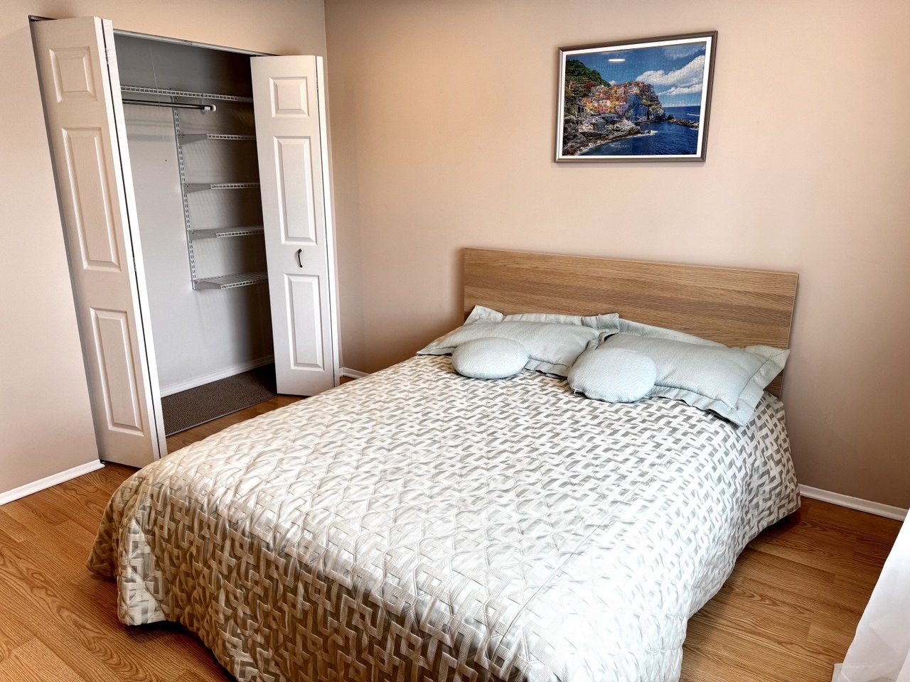 2215 Nichols Road #C, Arlington Heights, IL 60004