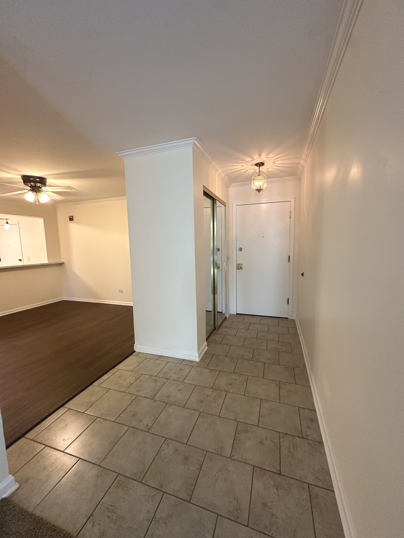 2331 Ogden Avenue #4, Downers Grove, IL 60515