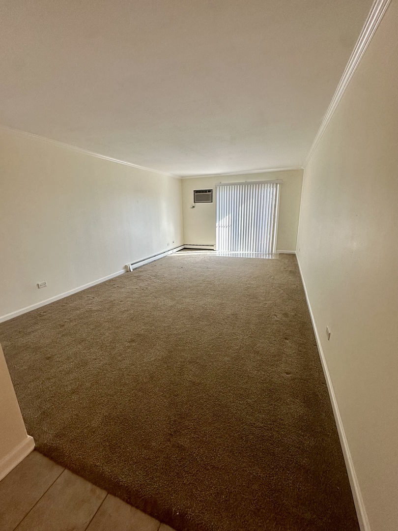 2331 Ogden Avenue #4, Downers Grove, IL 60515
