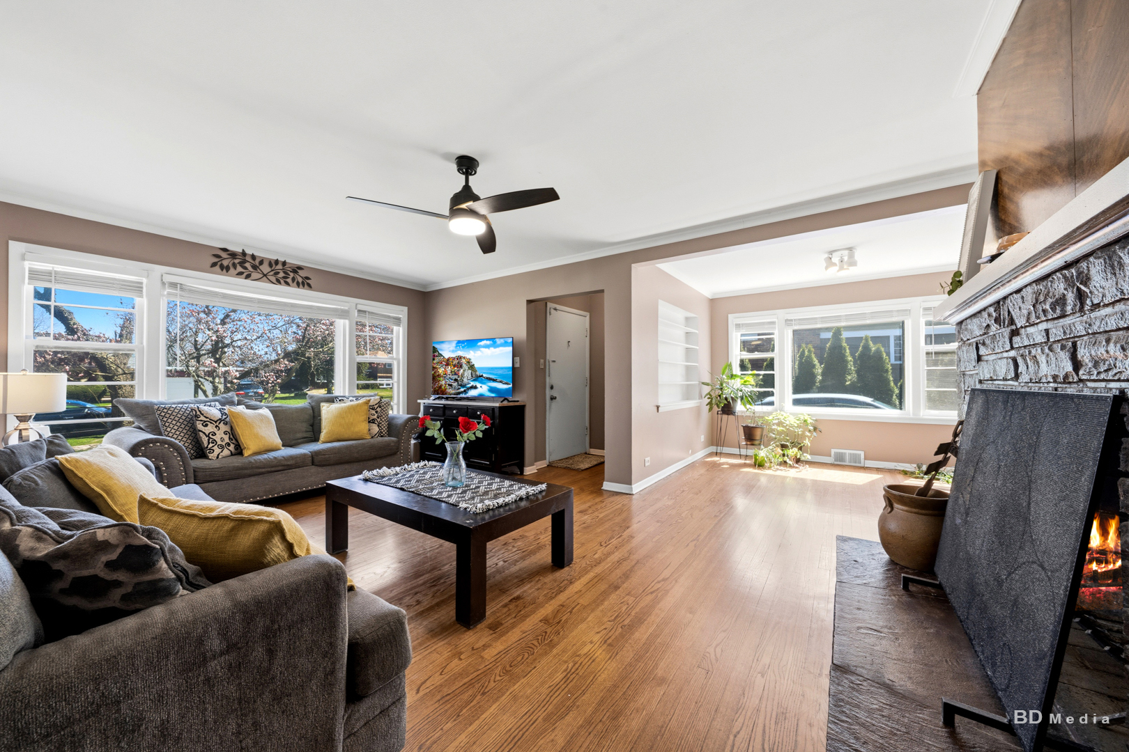 618 Dundee Avenue, Flossmoor, IL 60422