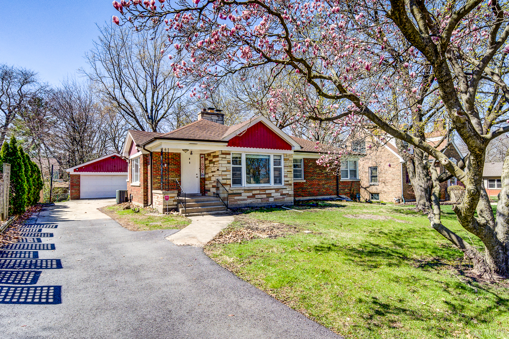 618 Dundee Avenue, Flossmoor, IL 60422