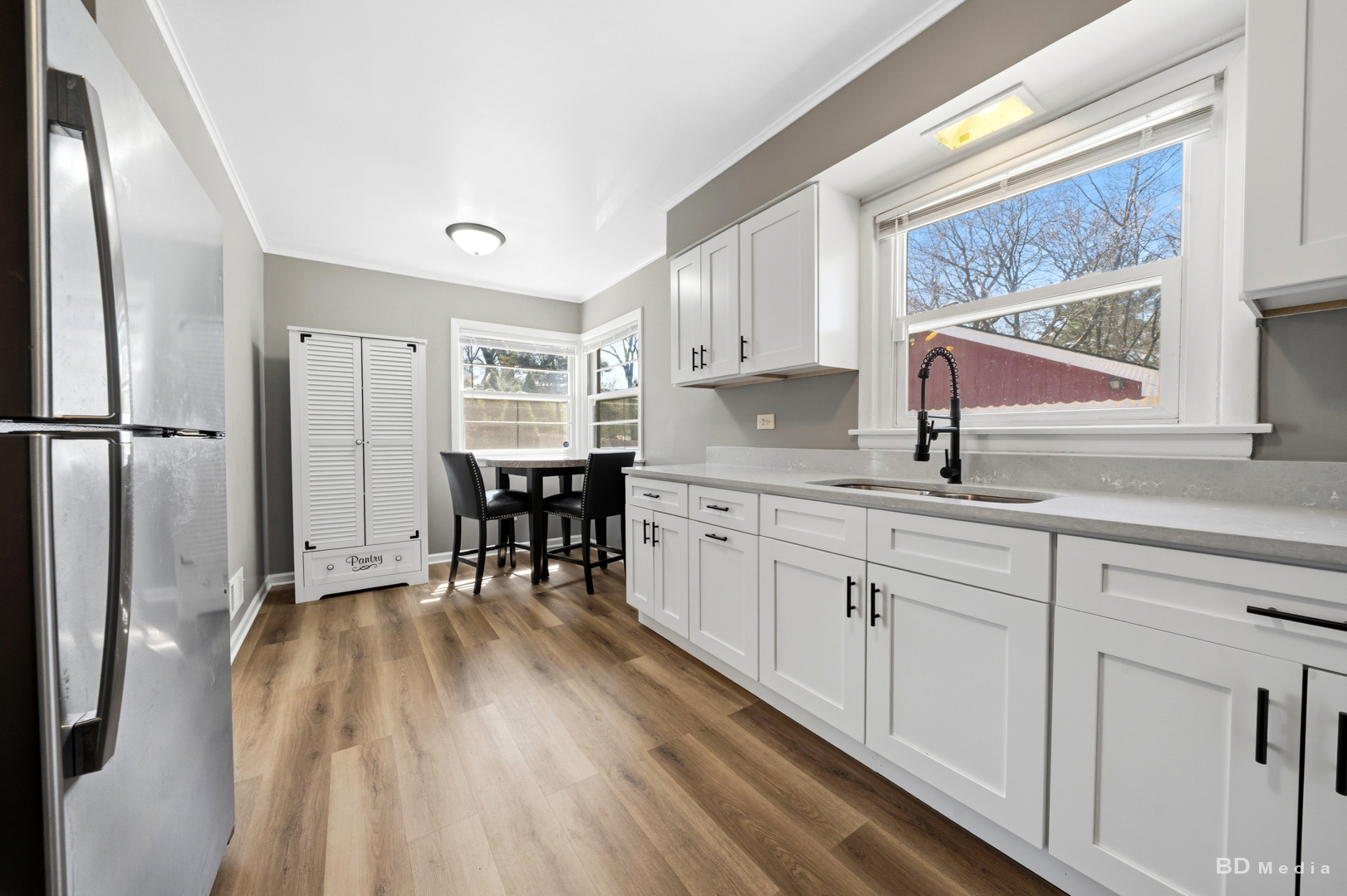 618 Dundee Avenue, Flossmoor, IL 60422