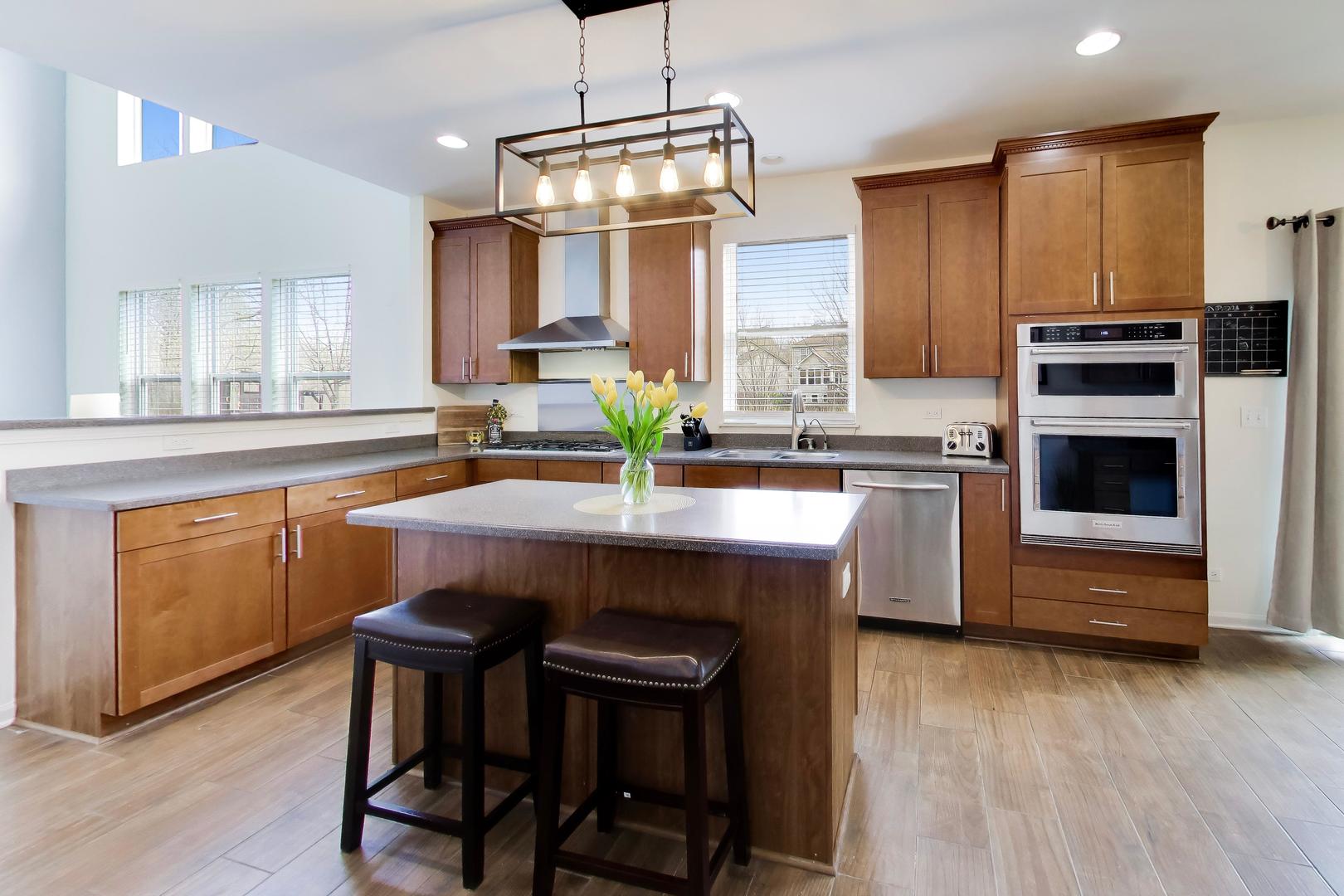 308 Cedar Ridge Drive, Lake Villa, IL 60046