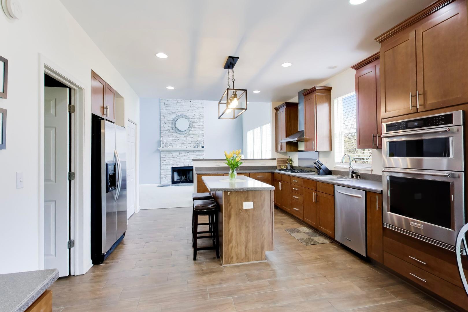 308 Cedar Ridge Drive, Lake Villa, IL 60046