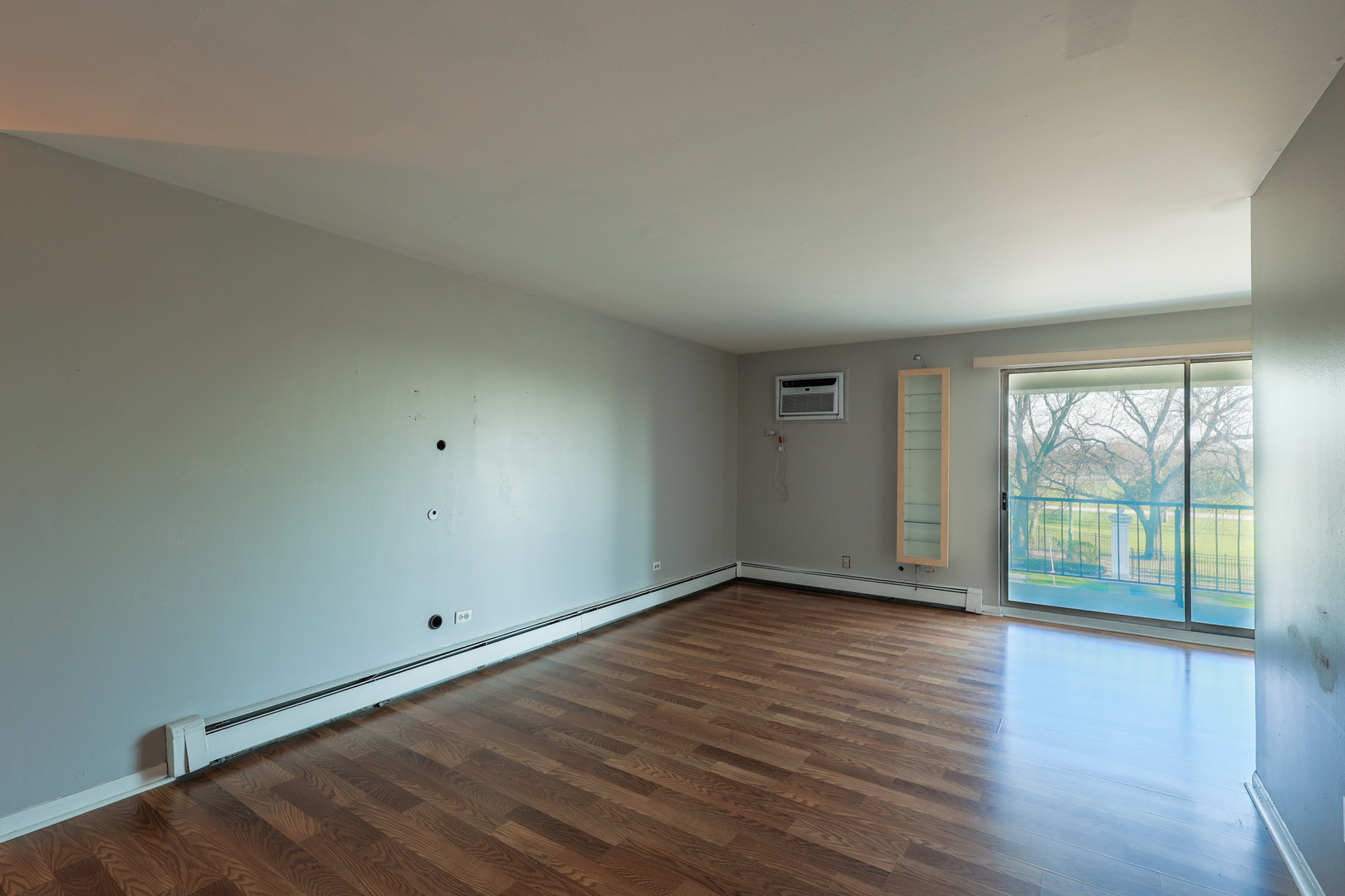 4410 W 111th Street #302, Oak Lawn, IL 60453