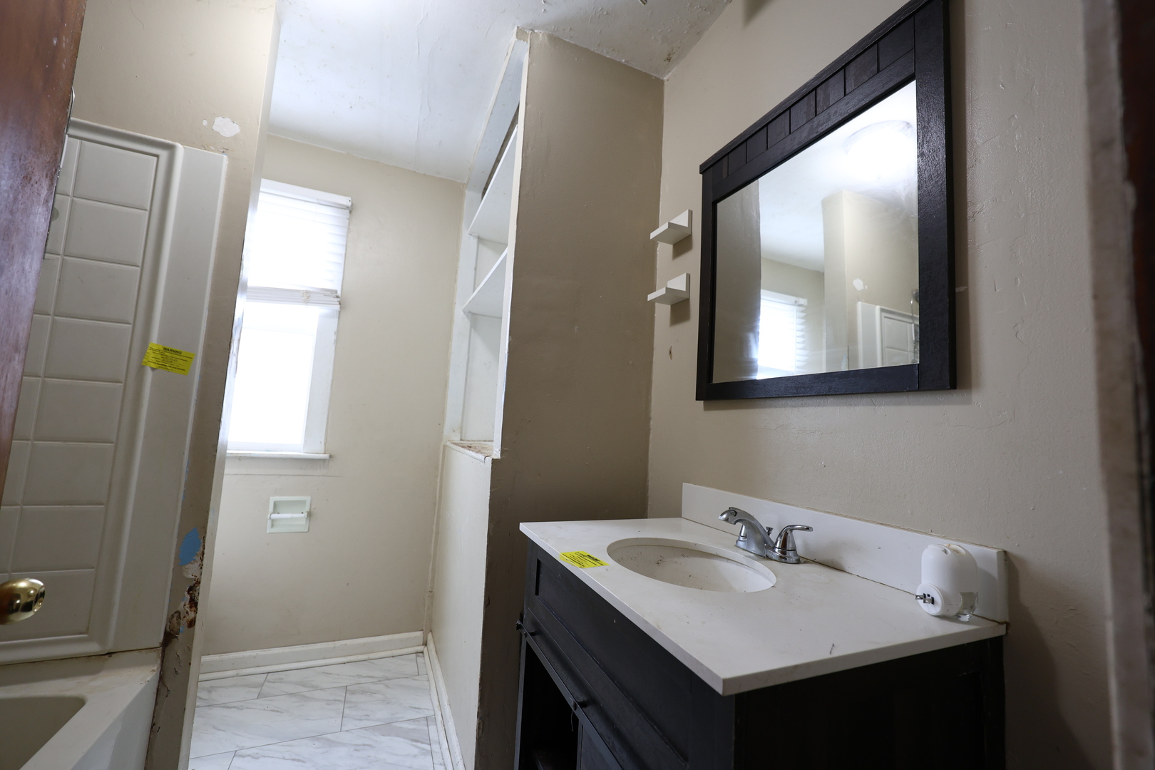 312 SW Circle Drive, Joliet, IL 60433