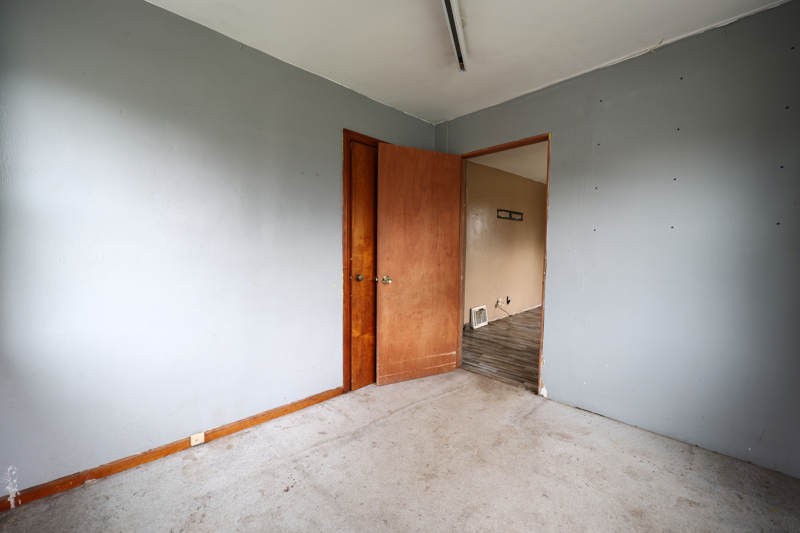 312 SW Circle Drive, Joliet, IL 60433