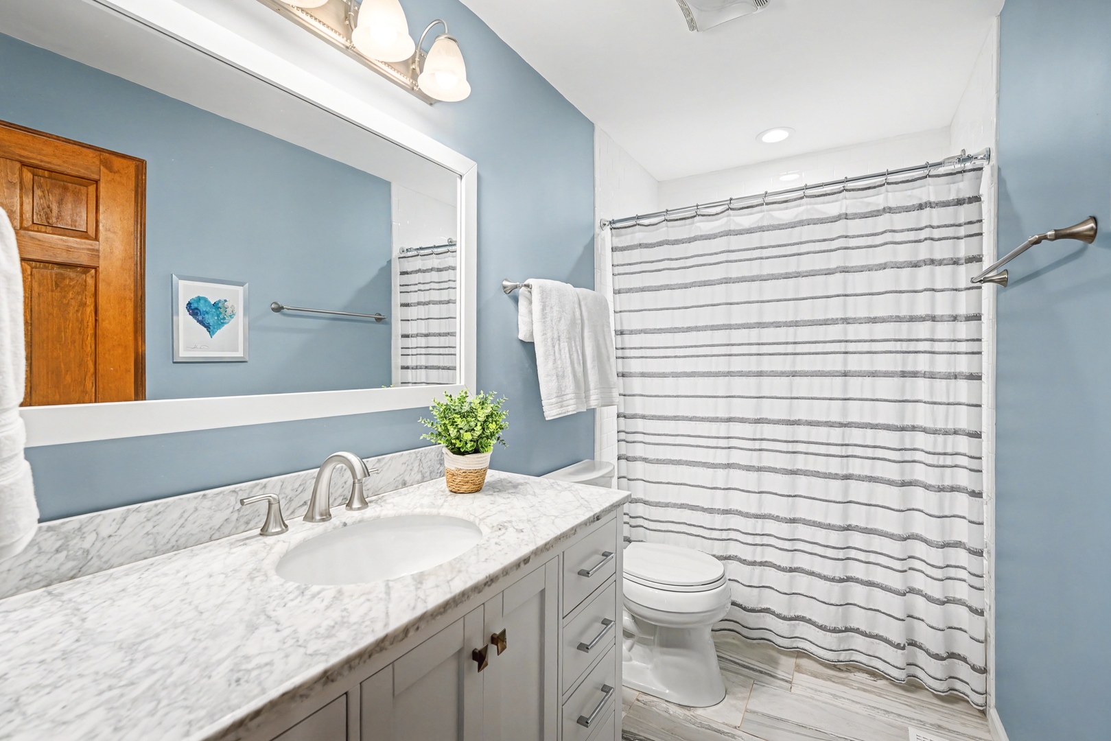 2012 Somerset Lane, Wheaton, IL 60189