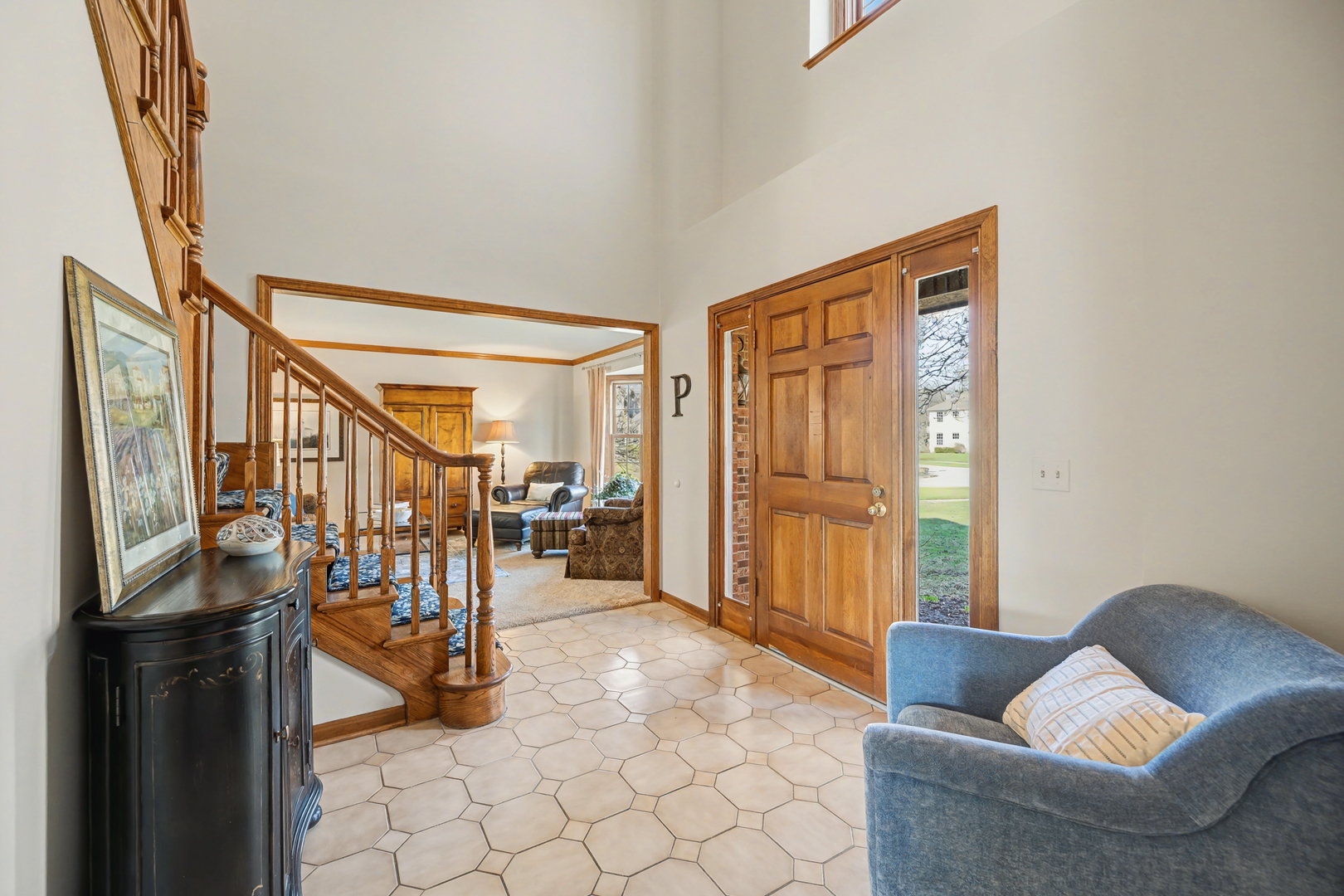 2012 Somerset Lane, Wheaton, IL 60189