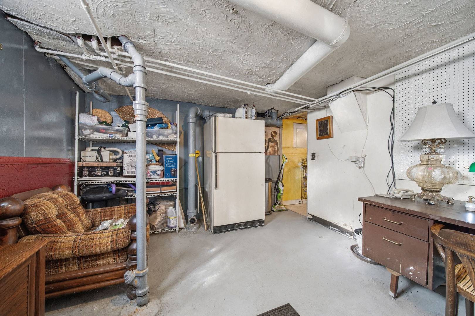 15 E 155th Street, Harvey, IL 60426