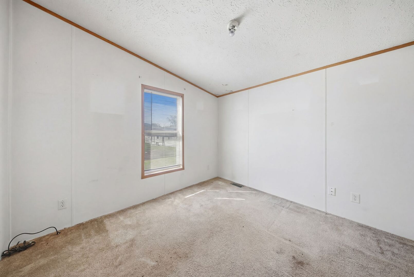 2295 Iris Avenue, Belvidere, IL 61008