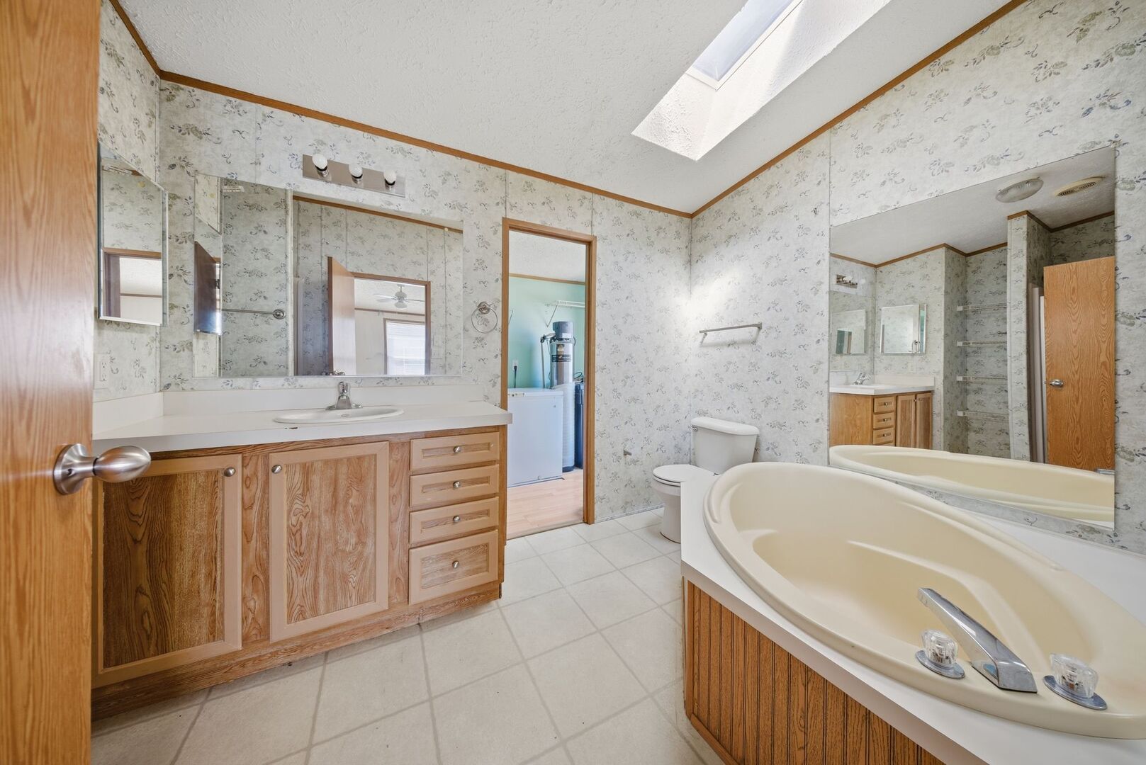 2295 Iris Avenue, Belvidere, IL 61008