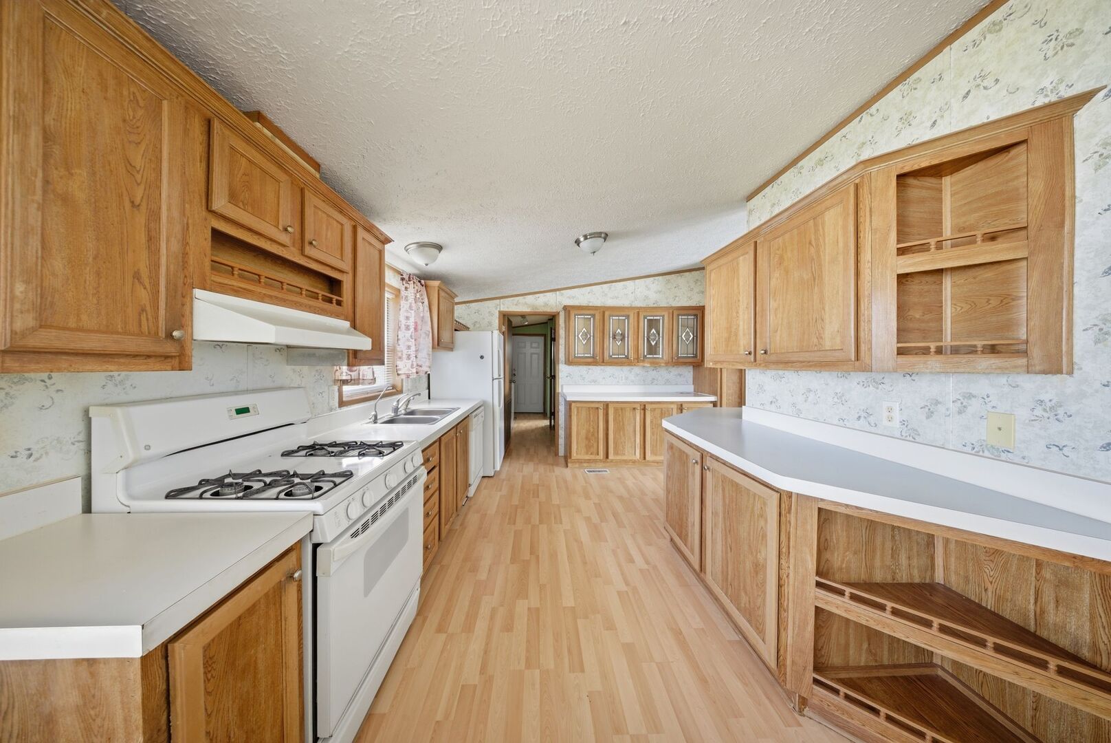 2295 Iris Avenue, Belvidere, IL 61008