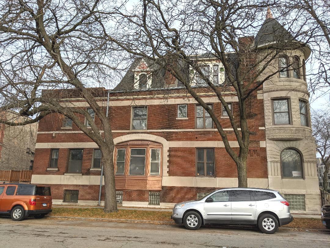 4558 S Ellis Avenue, Chicago, IL 60653