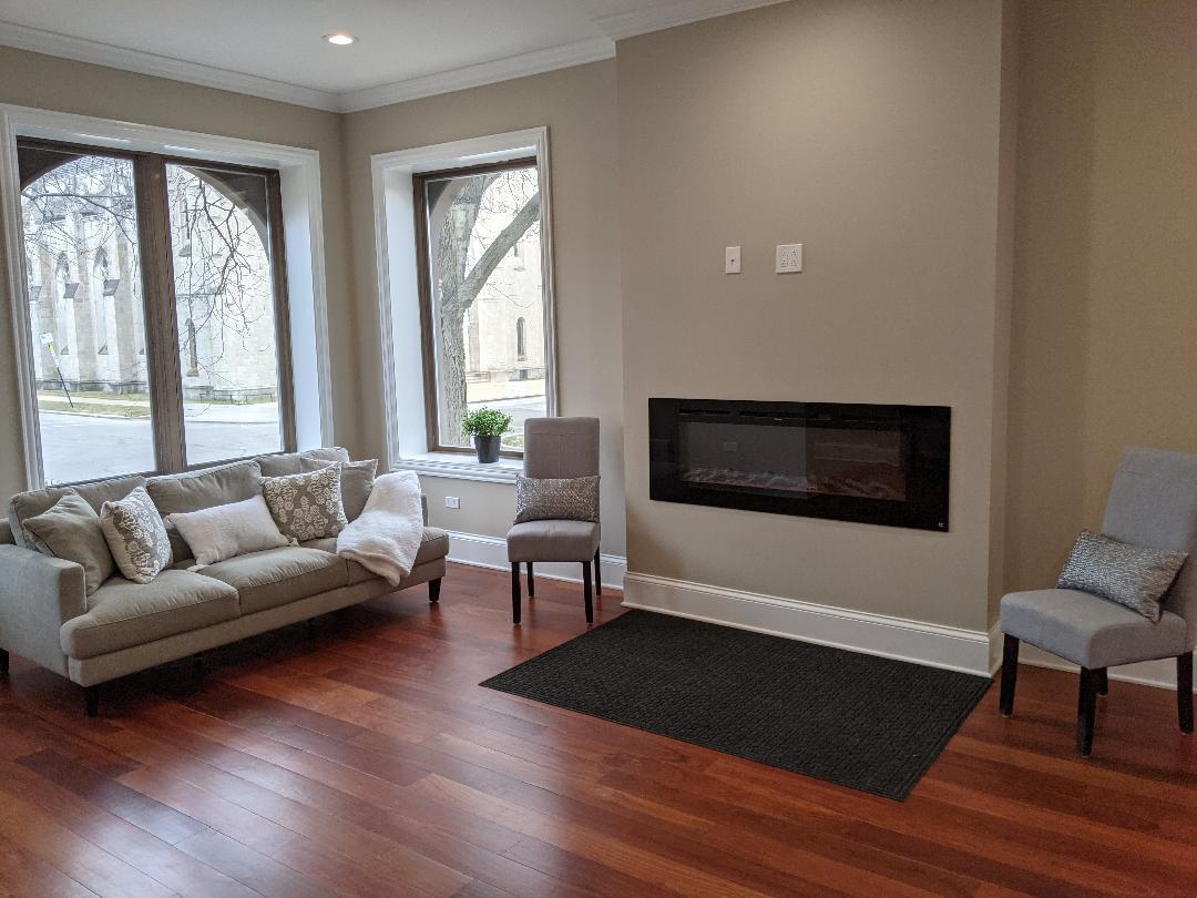 4558 S Ellis Avenue, Chicago, IL 60653