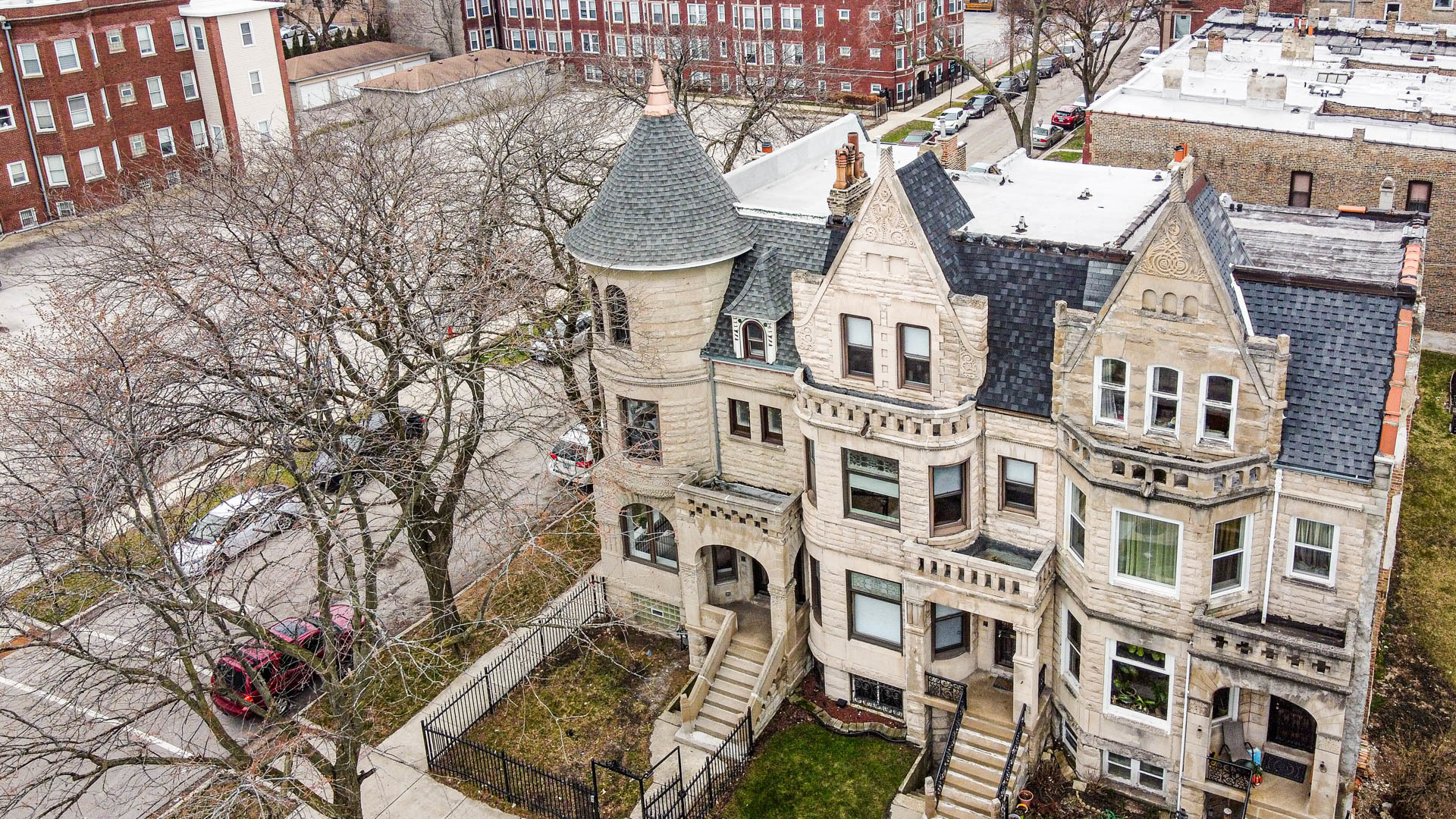 4558 S Ellis Avenue, Chicago, IL 60653