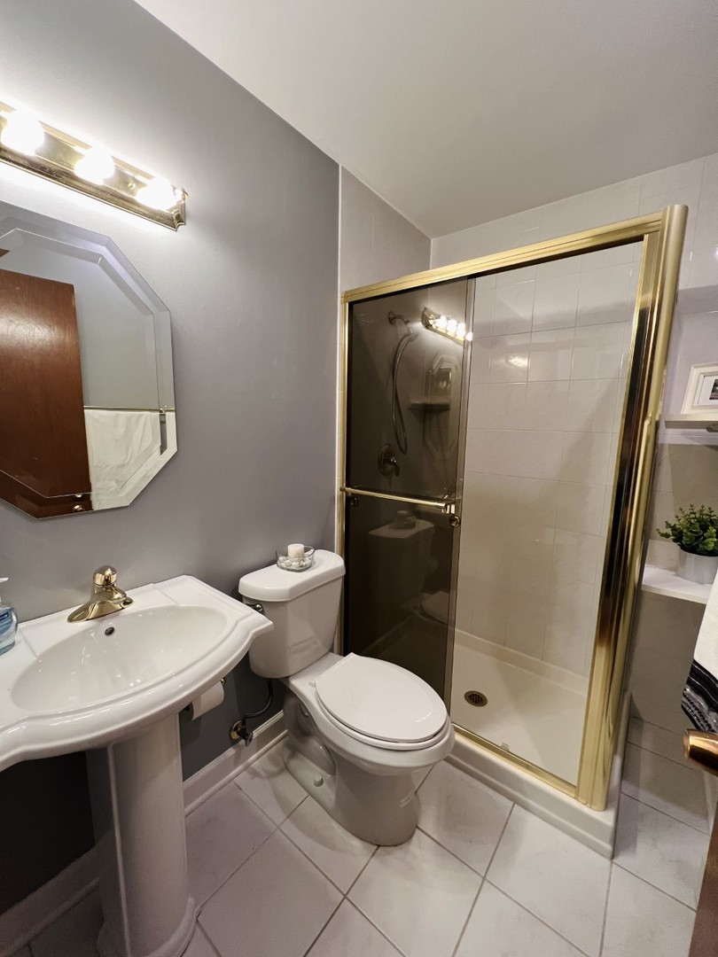 205 W MINER Street #300, Arlington Heights, IL 60005