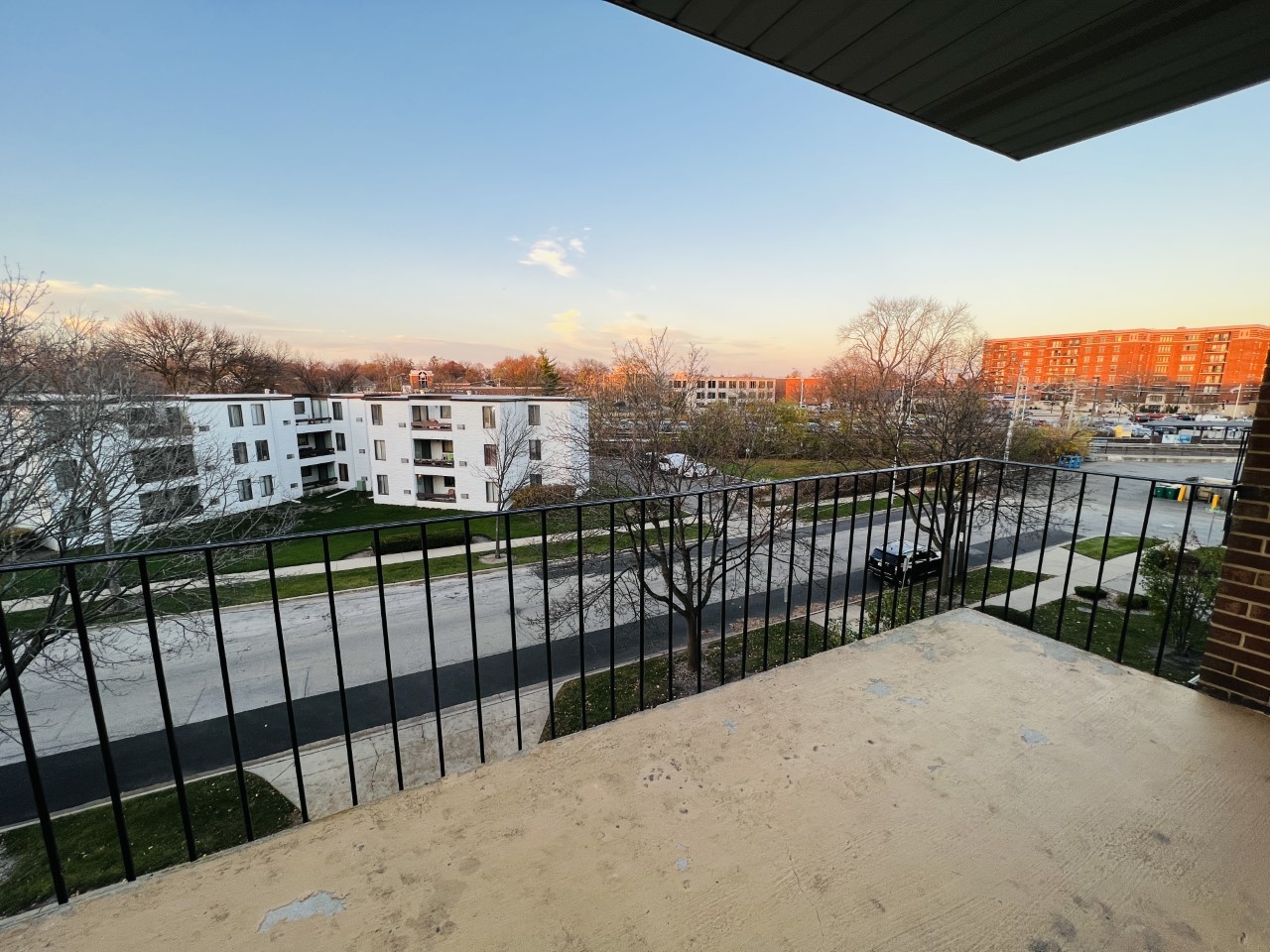 205 W MINER Street #300, Arlington Heights, IL 60005