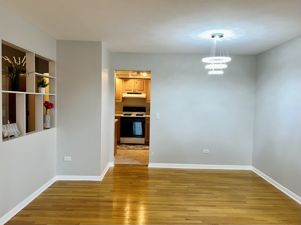 205 W MINER Street #300, Arlington Heights, IL 60005