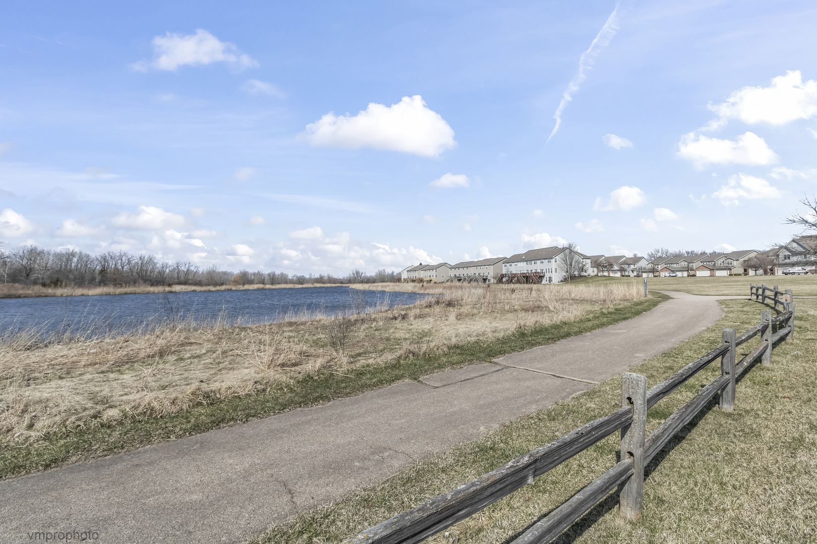 724 Wellington Lane, Cary, IL 60013