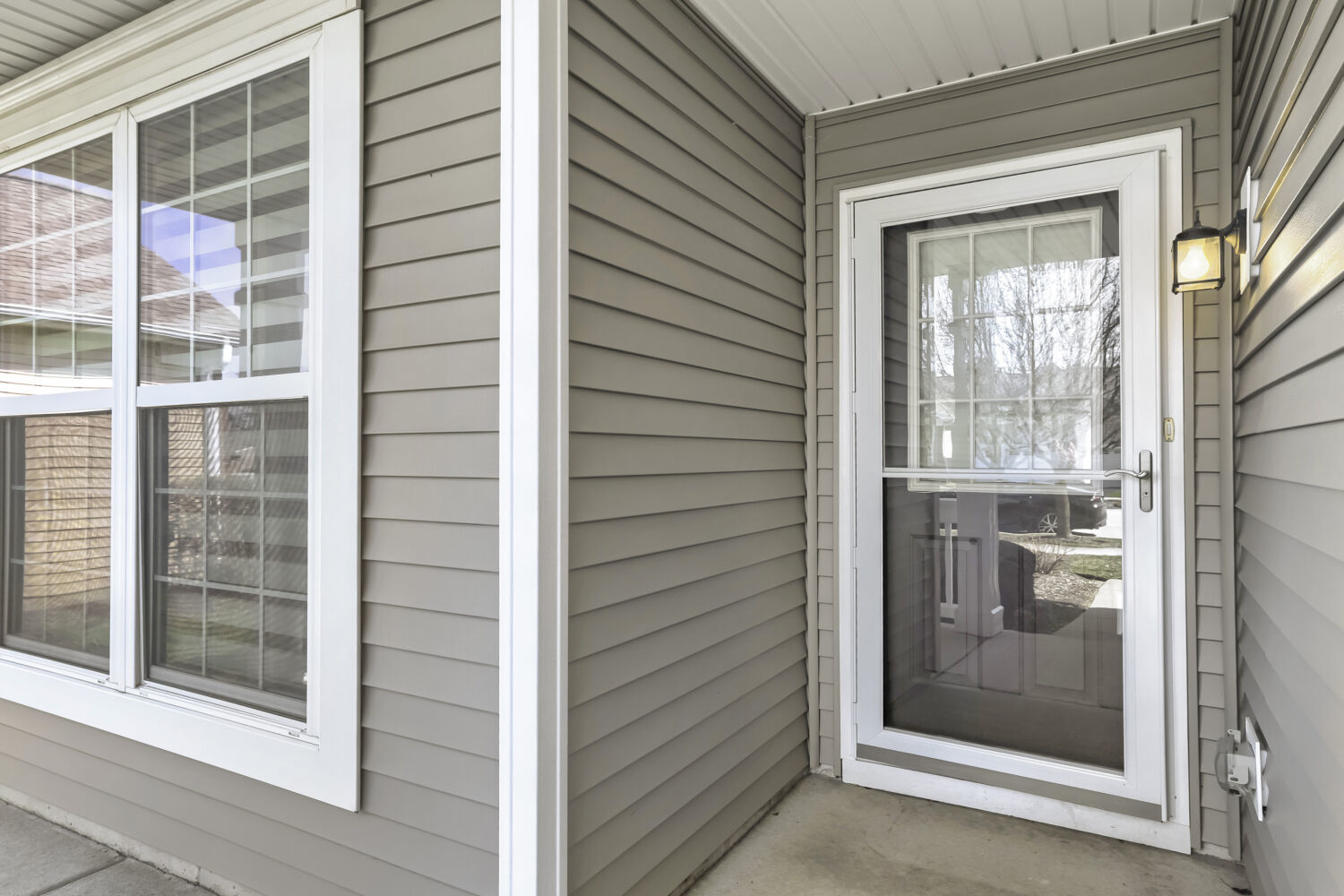 3321 Rockwell Circle, Mundelein, IL 60060