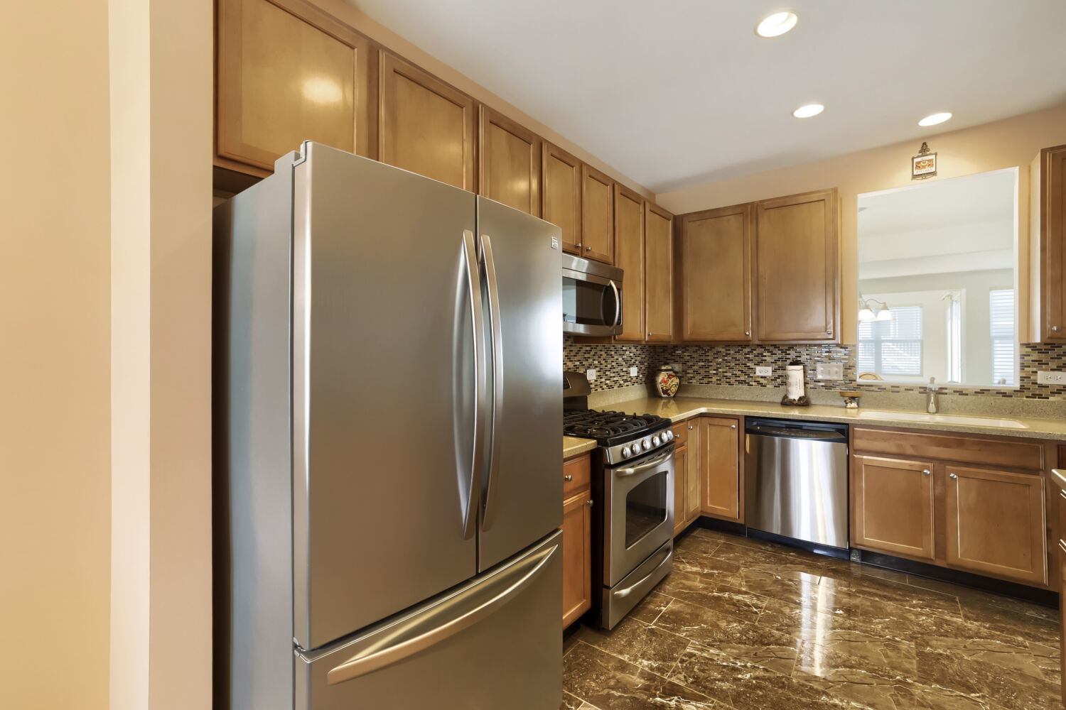 3321 Rockwell Circle, Mundelein, IL 60060