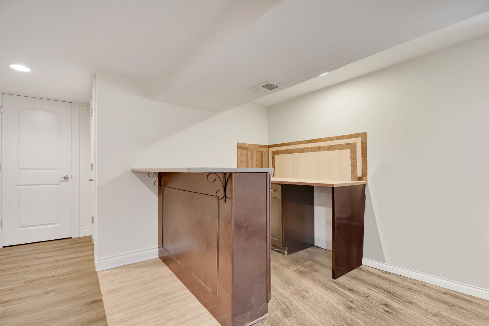 16810 Greenwood Avenue, South Holland, IL 60473