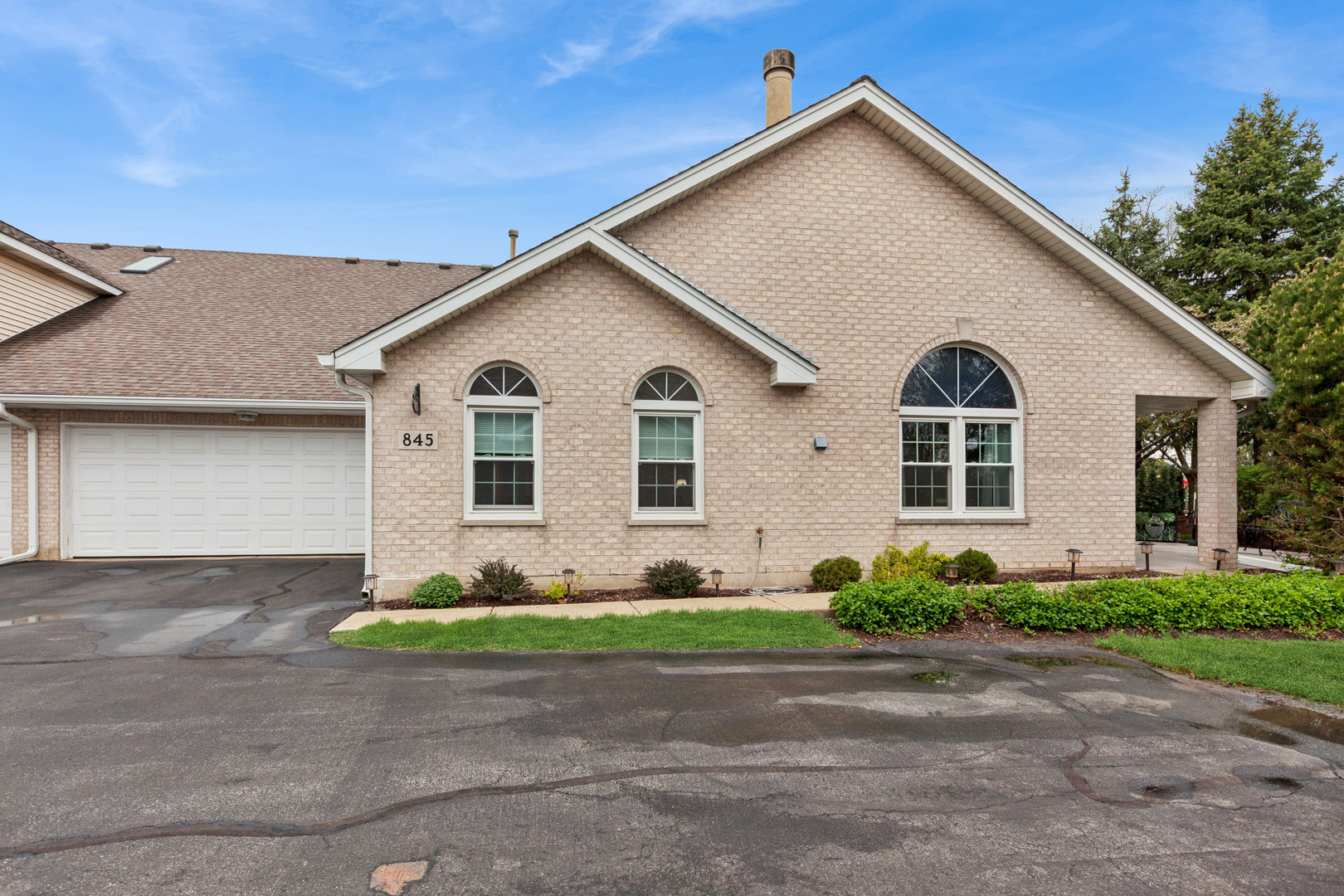845 Havenshire Road, Naperville, IL 60565