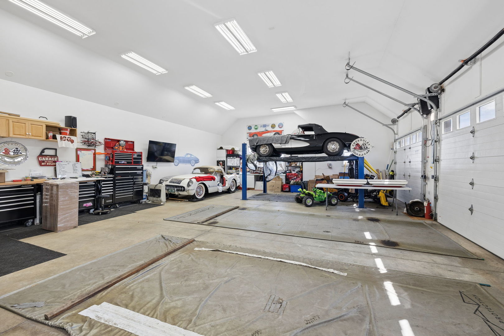 15919 Burr Oak Road, Plano, IL 60545