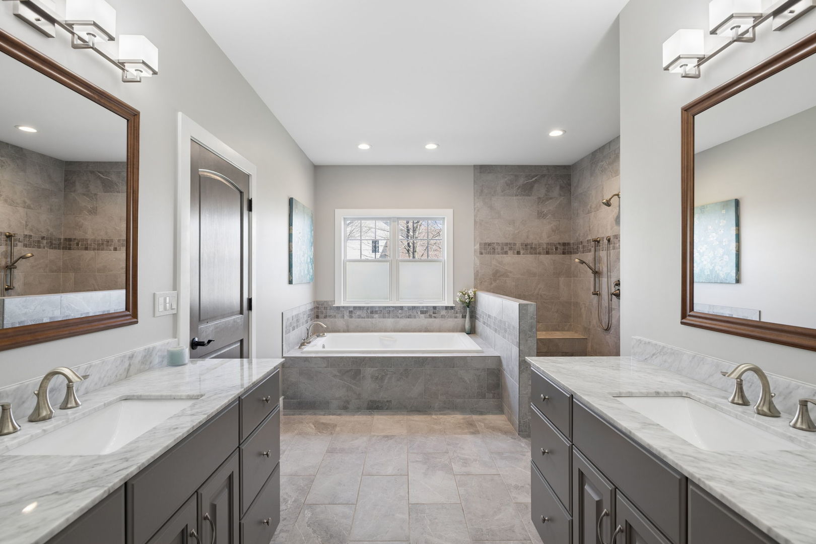 15919 Burr Oak Road, Plano, IL 60545