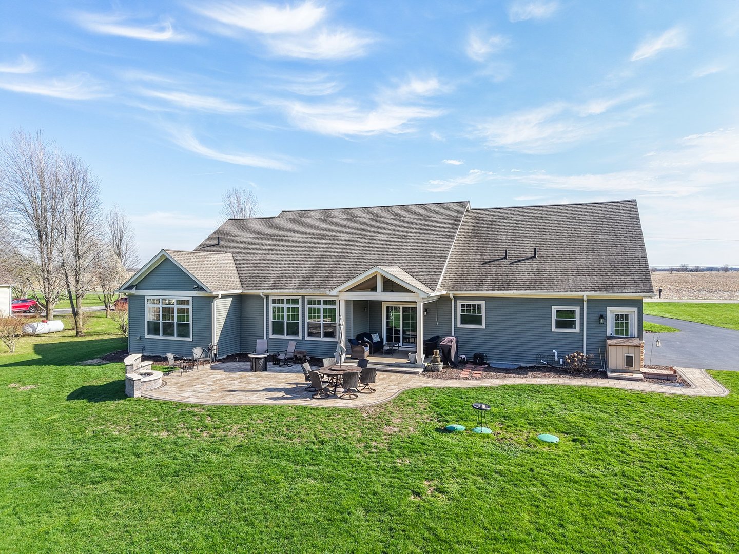 15919 Burr Oak Road, Plano, IL 60545