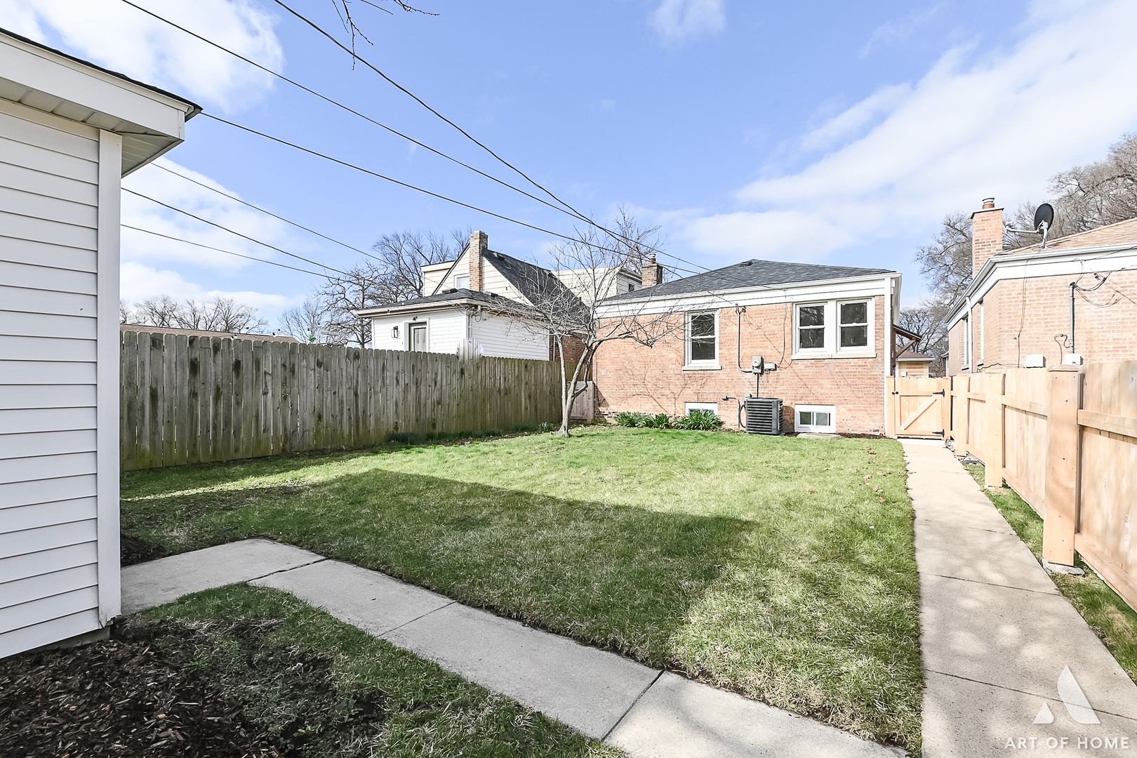 10455 S Whipple Street, Chicago, IL 60655
