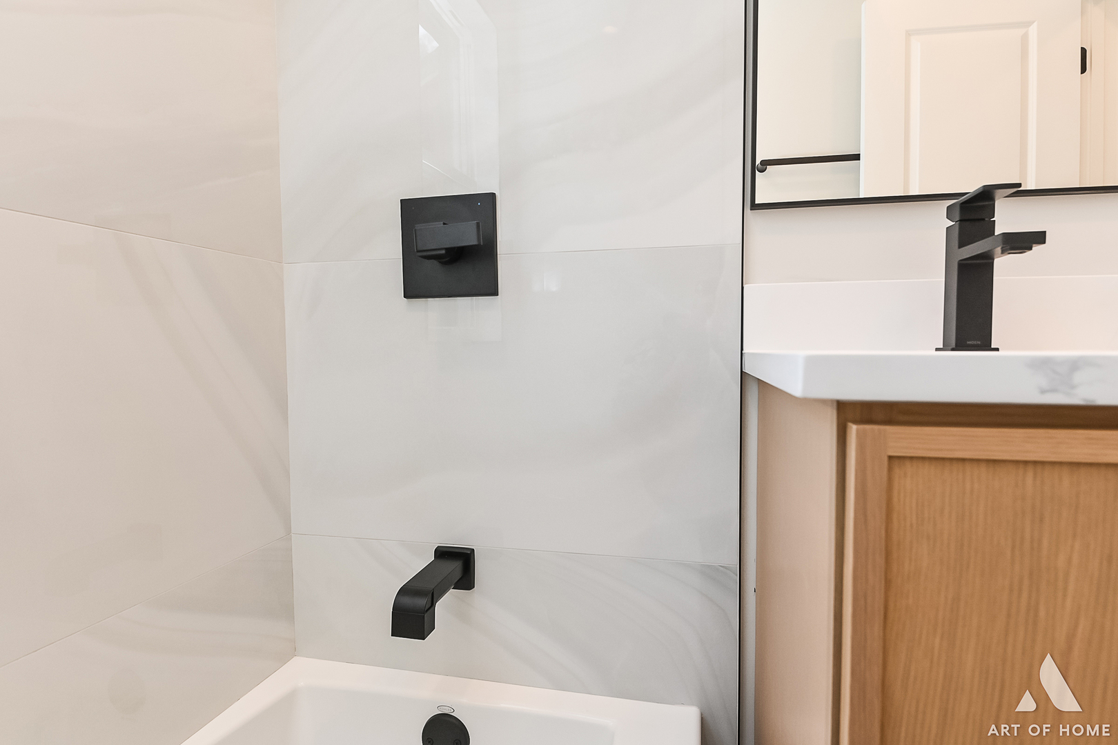 10455 S Whipple Street, Chicago, IL 60655