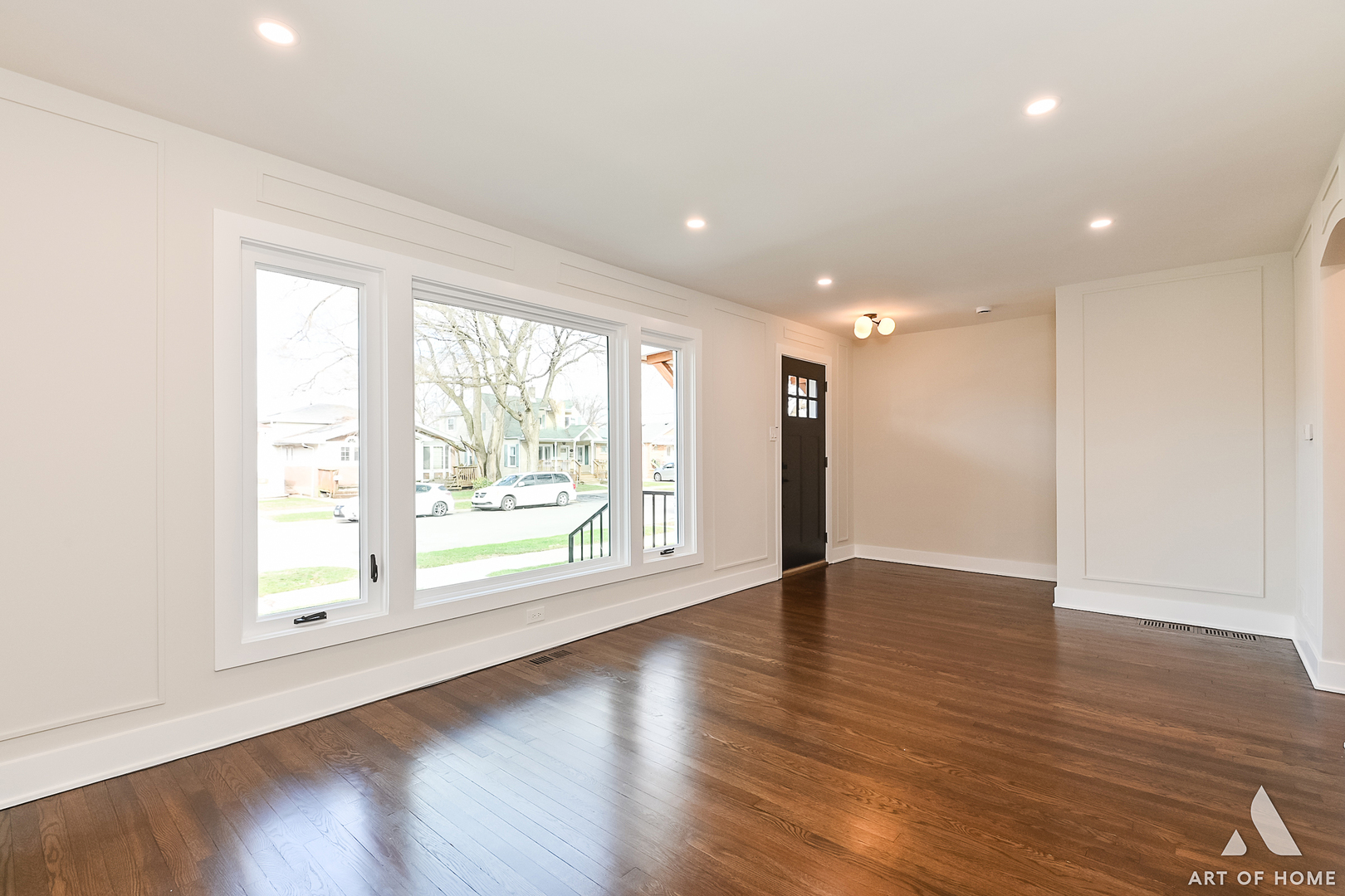 10455 S Whipple Street, Chicago, IL 60655