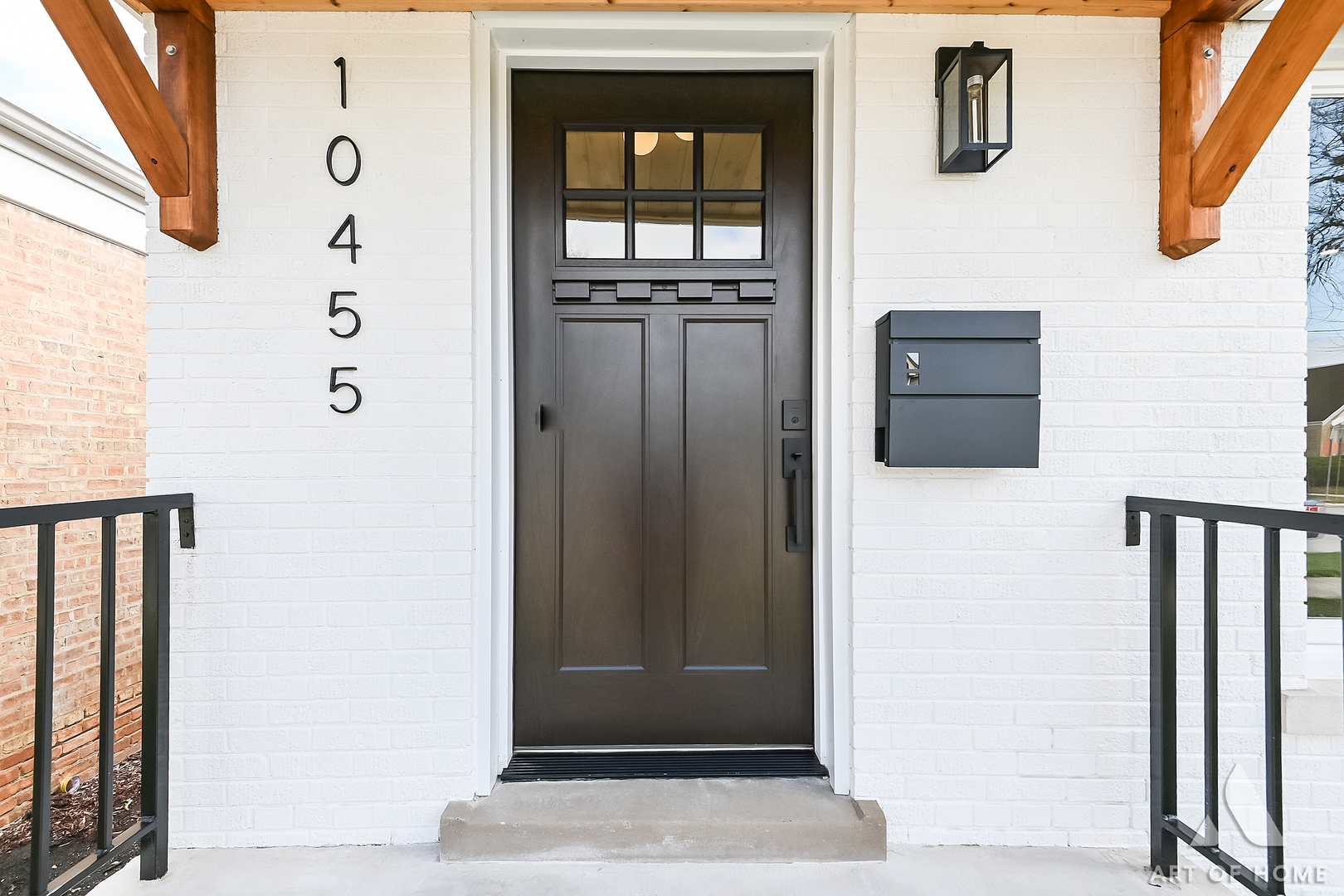 10455 S Whipple Street, Chicago, IL 60655