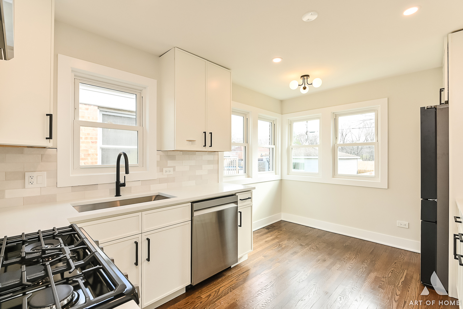 10455 S Whipple Street, Chicago, IL 60655