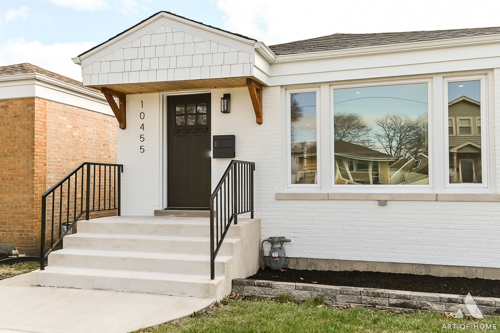 10455 S Whipple Street, Chicago, IL 60655