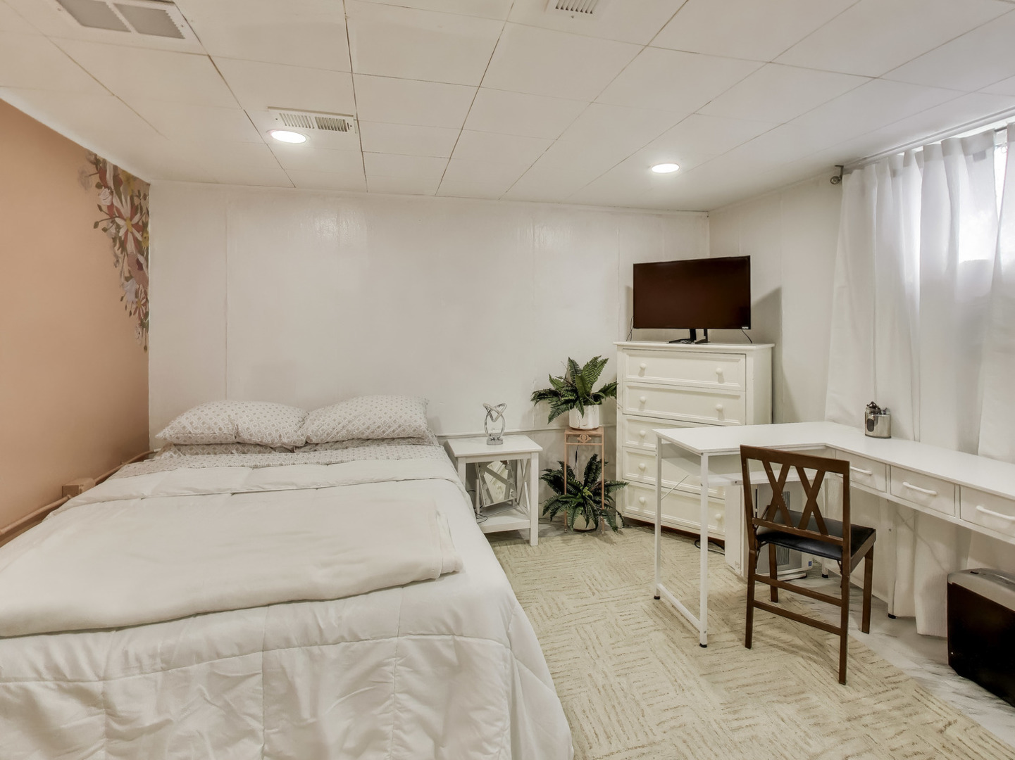 8124 W Courtland Avenue, Harwood Heights, IL 60706