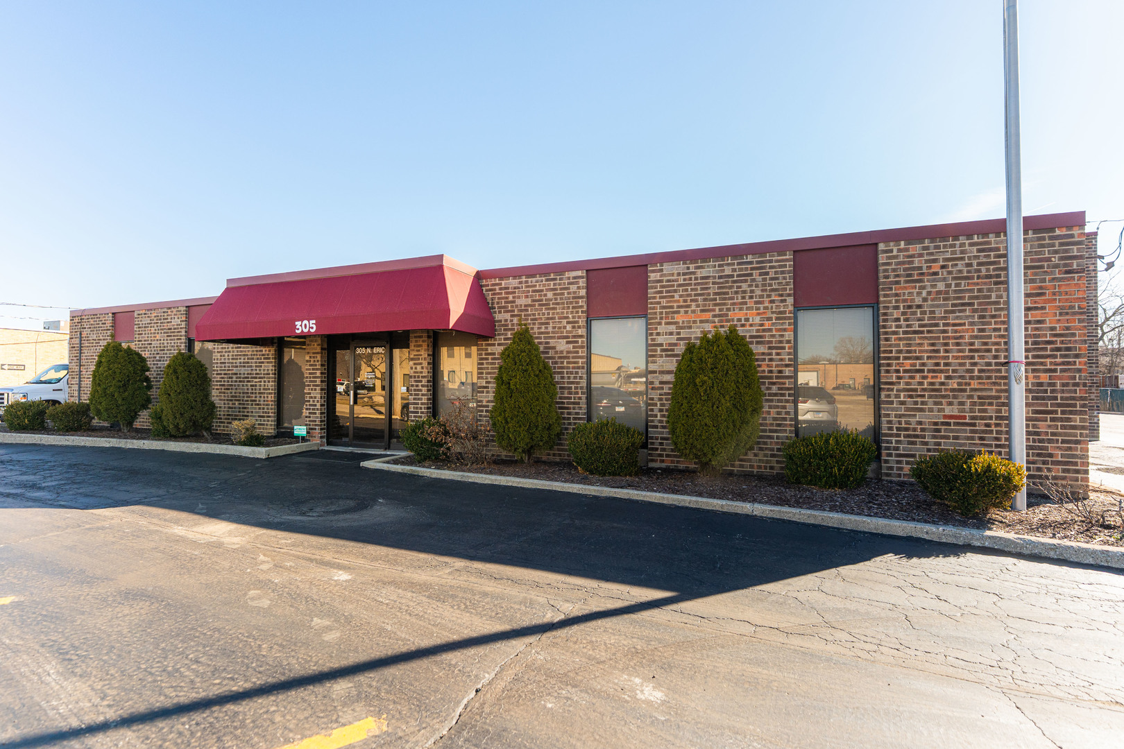 305 N Eric Drive, Palatine, IL 60067