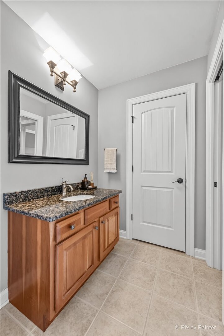 3N438 Vachel Lindsay Street, St. Charles, IL 60175