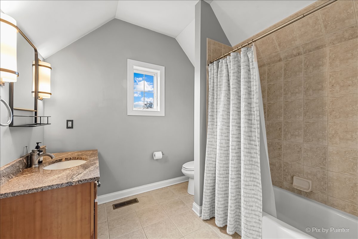 3N438 Vachel Lindsay Street, St. Charles, IL 60175